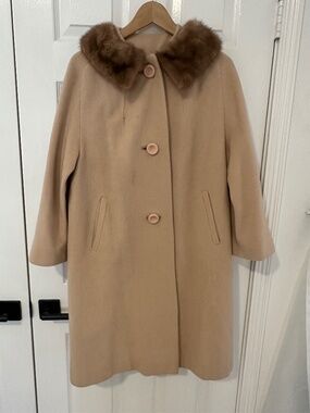 Vintage 1950’s Fur Collar Wool Coat